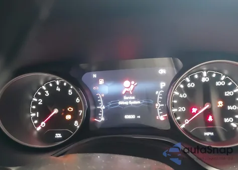 2018 Jeep Compass Latitude Fwd z USA, uszkodzony, nr VIN 3C4NJCBB6JT181905